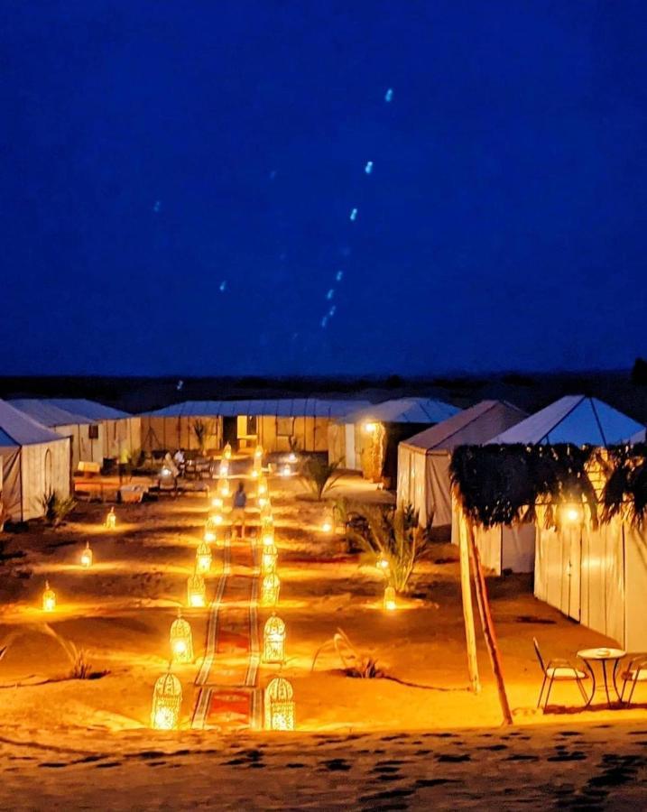 Hotel Fabulous Luxury Camp à Merzouga Extérieur photo