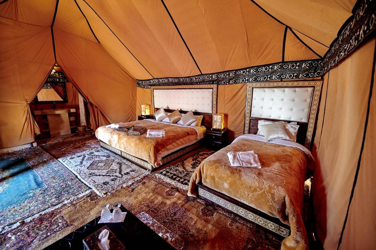 Hotel Fabulous Luxury Camp à Merzouga Extérieur photo