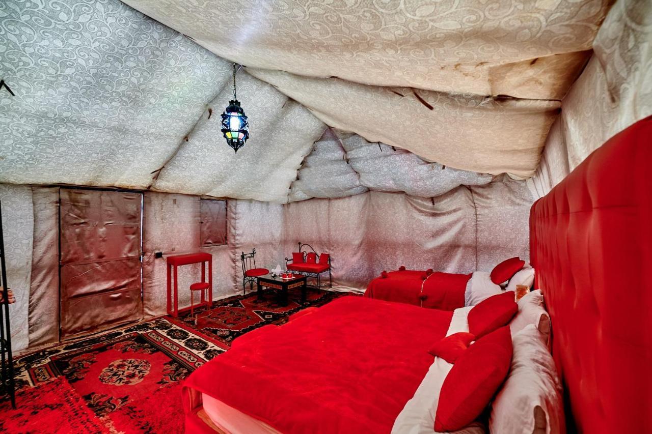 Hotel Fabulous Luxury Camp à Merzouga Extérieur photo