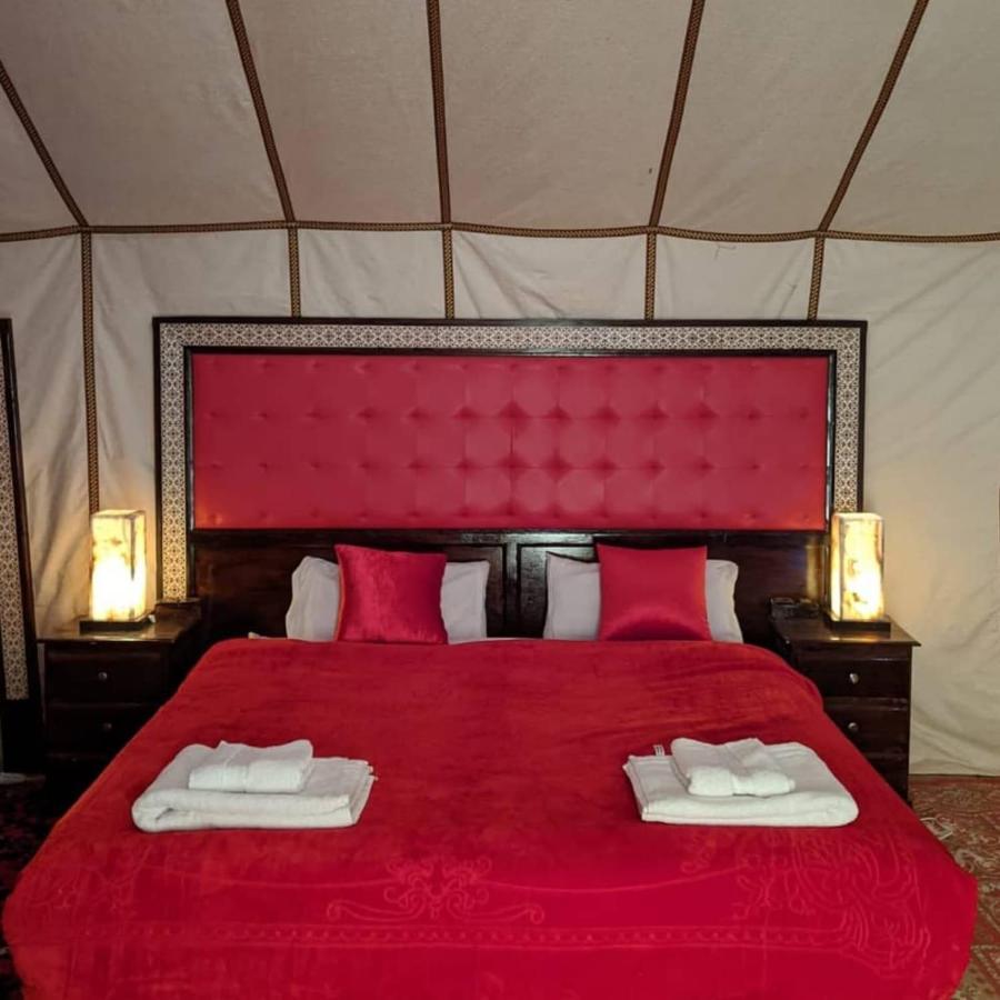 Hotel Fabulous Luxury Camp à Merzouga Extérieur photo
